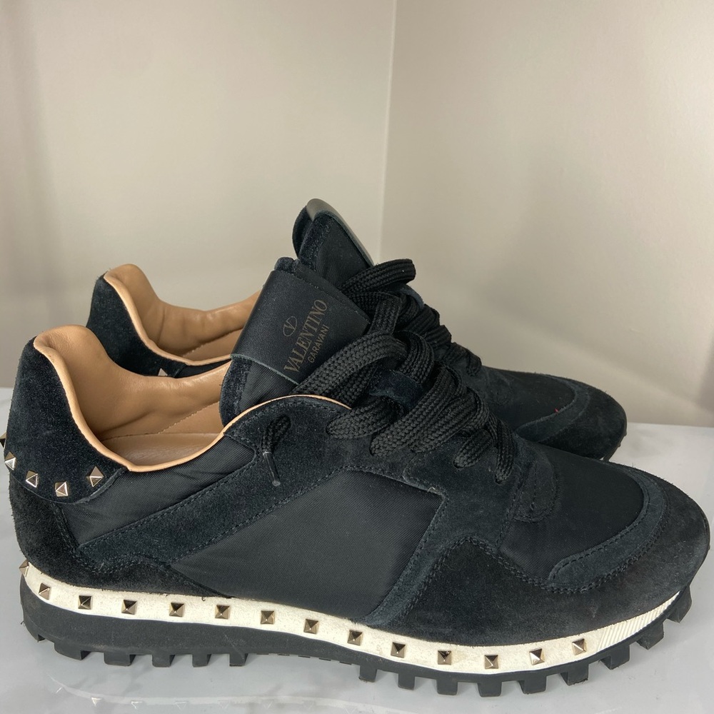 Valentino Rockstud Sneakers